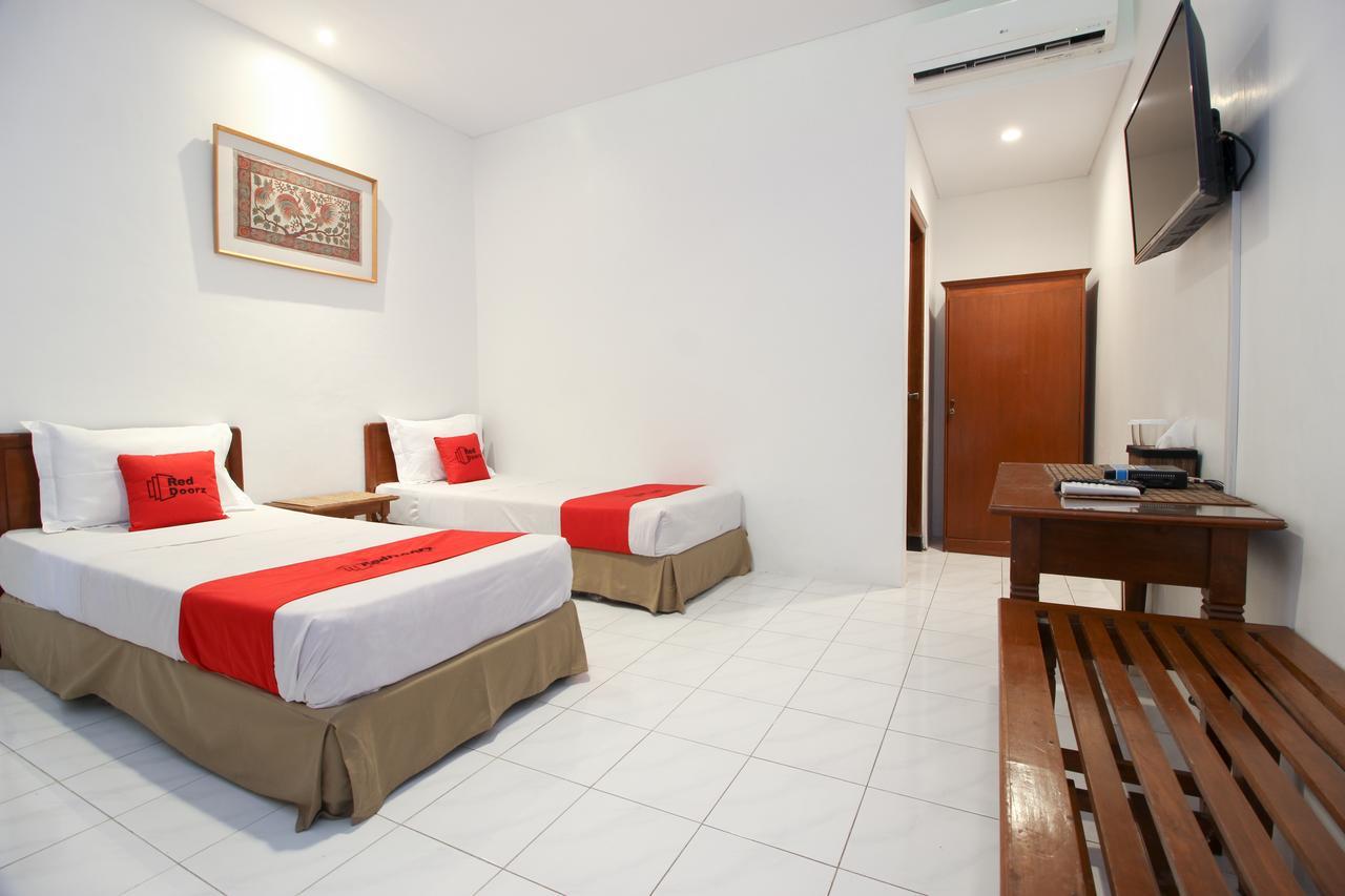 Reddoorz Plus Near Alun Alun Selatan 2 Yogyakarta Exterior foto